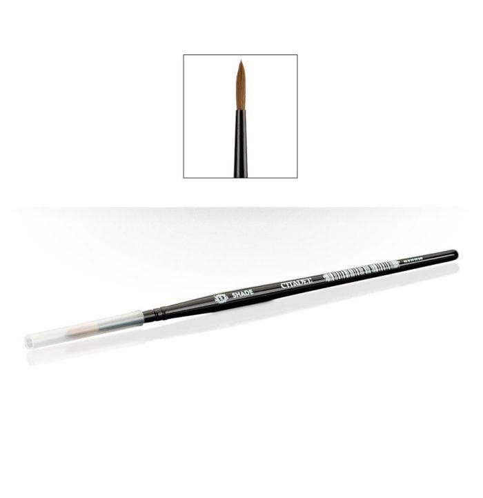 High-quality fine detailing paintbrush with a slender handle and precise tapered bristles for artists.