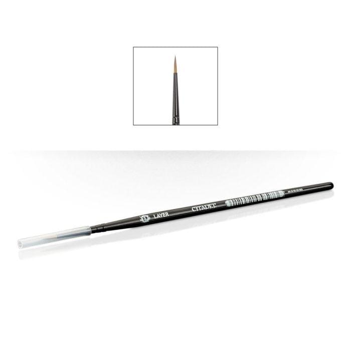 Elegant paintbrush with a sleek handle and fine bristles for detailed artistic work.